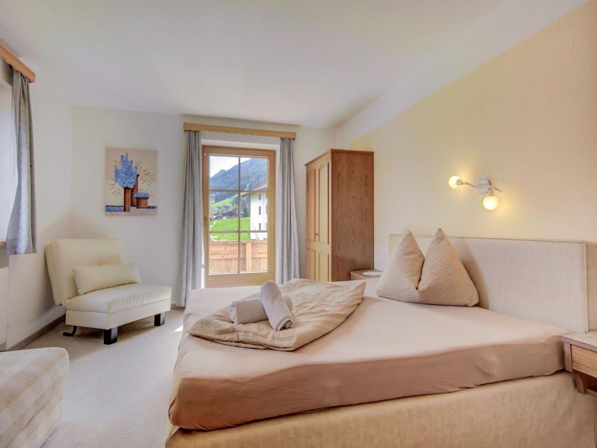 Attractive Apartment In Hainzenberg With Ski Room Exterior foto