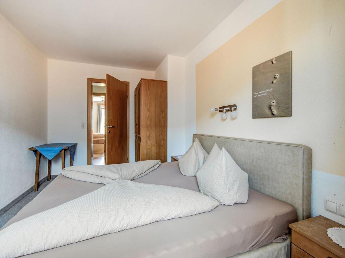 Attractive Apartment In Hainzenberg With Ski Room Exterior foto